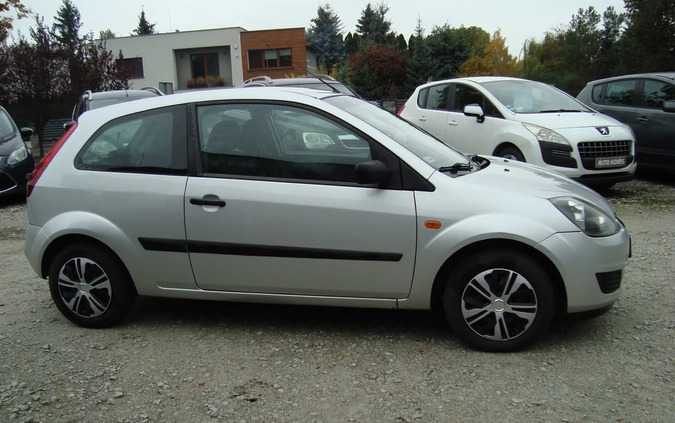 Ford Fiesta cena 7900 przebieg: 200000, rok produkcji 2008 z Zawiercie małe 56